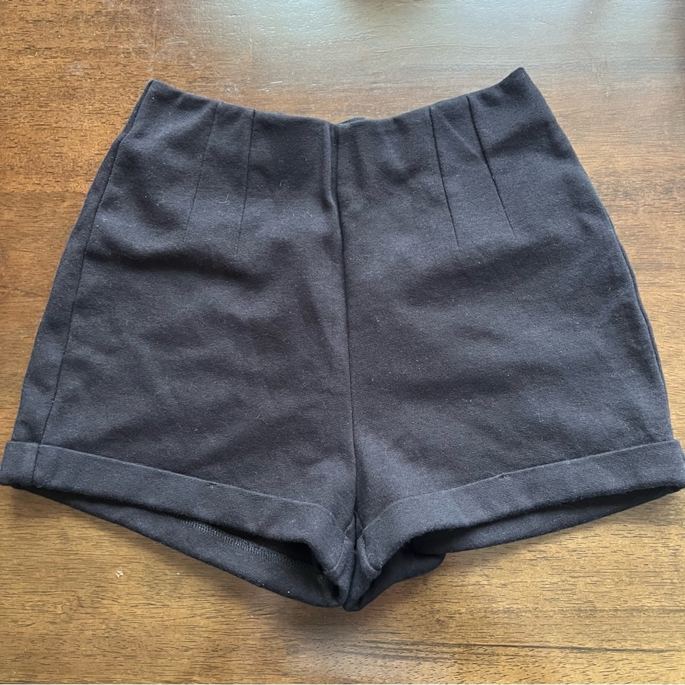 Hollister High Waist Black Shorts Size XS